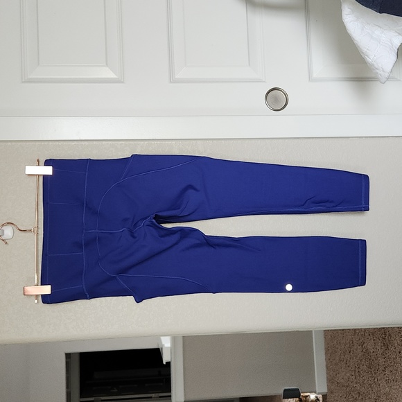 Lululemon Fast and Free High-Rise Fleece Crop 23" - Picture 2 of 3